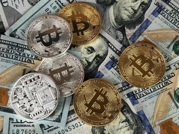 Editorial workspace for cryptocurrency privacy research